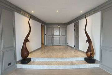 3 Bedroom Condo for sale in Khlong Ton Sai, Bangkok near BTS Saphan Taksin