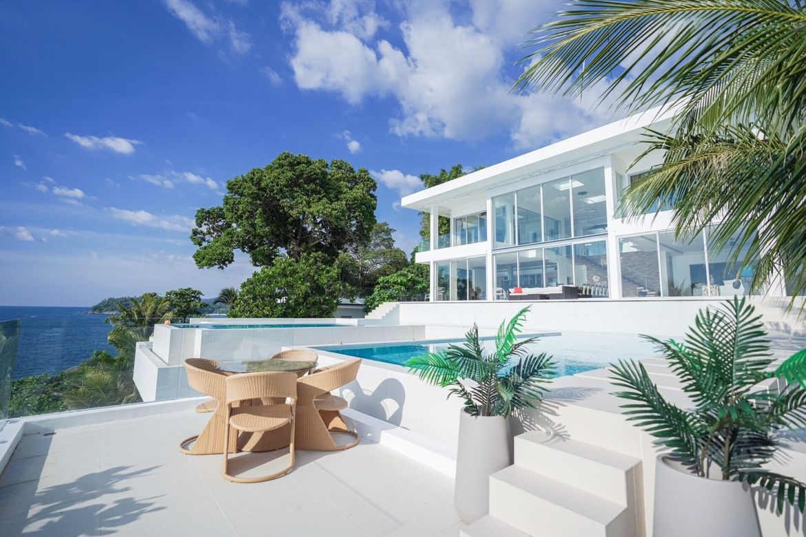 Modern Luxury Oceanfront property in Kata Beach!