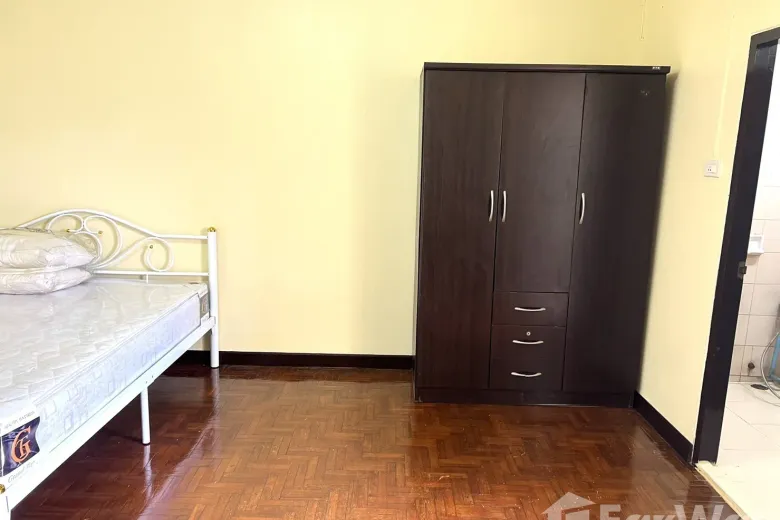 Condo For Rent