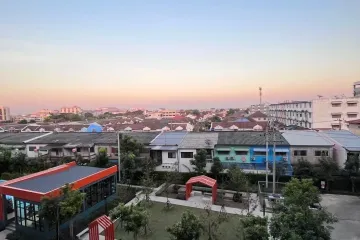 Condo for sale in Khlong Thanon, Bangkok near BTS Sai Yud