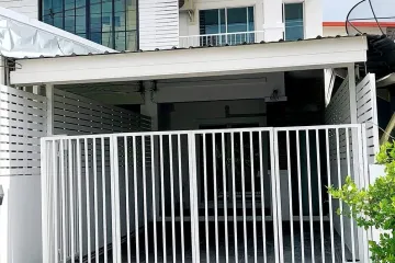 3 Bedroom Townhouse for rent in Nong Hoi, Chiang Mai