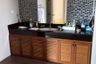40 Bedroom Commercial for sale in Pom Prap, Bangkok near MRT Wat Mangkon