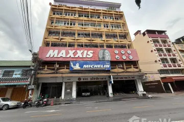 40 Bedroom Commercial for sale in Pom Prap, Bangkok near MRT Wat Mangkon
