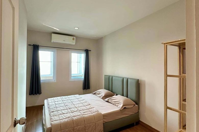 2 Bedroom Condo For Rent