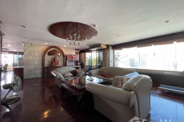 3 Bedroom Condo for sale in Khlong Toei Nuea, Bangkok near MRT Sukhumvit