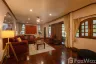4 Bedroom House for sale in Huai Khwang, Bangkok