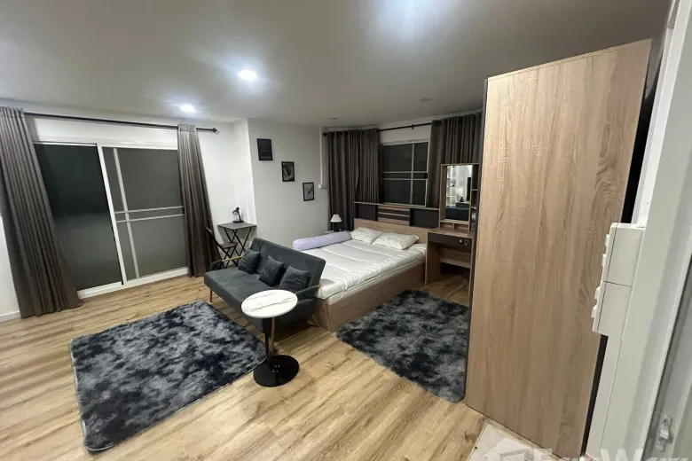 Condo For Rent