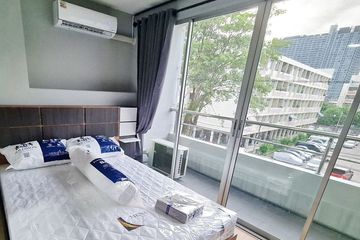 1 Bedroom Condo for sale in Bukkhalo, Bangkok near BTS Pho Nimit