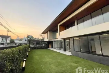 4 Bedroom House for Sale or Rent in Bang Na, Bangkok near MRT Si Iam