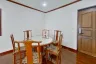 3 Bedroom Condo for Sale or Rent in Le Premier 2, Khlong Tan Nuea, Bangkok near BTS Thong Lo