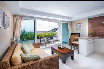1 Bedroom Condo for sale in Karon, Phuket