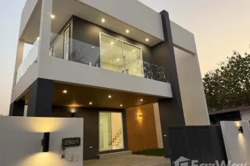 4 Bedroom House for sale in Don Kaeo, Chiang Mai