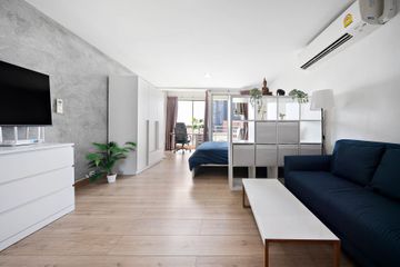 Condo for sale in Plus 38 Hip, Phra Khanong, Bangkok near BTS Thong Lo