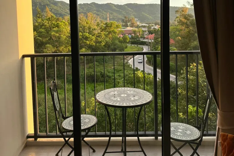1 Bedroom Condo For Rent