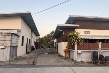 18 Bedroom Townhouse for sale in Pa Phai, Chiang Mai