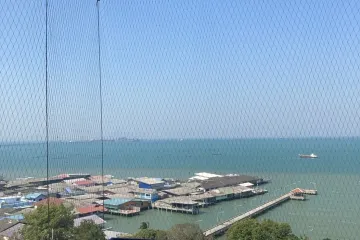 2 Bedroom Condo for sale in Surasak, Chonburi