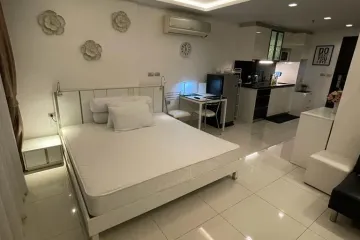 Condo for Sale or Rent in Na Kluea, Chonburi