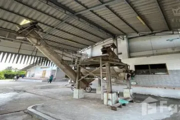 House for sale in Bang Krachao, Samut Sakhon