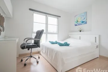 2 Bedroom Condo for sale in Bang Na, Bangkok near BTS Bearing