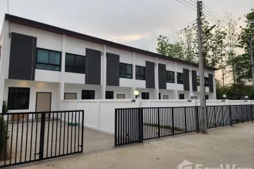 2 Bedroom Townhouse for sale in Yu Wa, Chiang Mai
