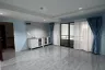 2 Bedroom Condo for sale in Lert Ubon Sky Life Tower, Chom Phon, Bangkok near MRT Phahon Yothin
