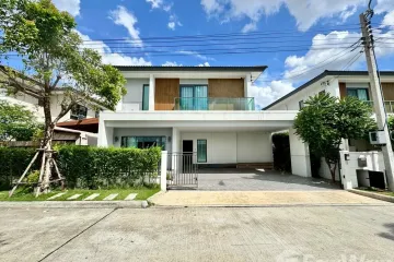 4 Bedroom House for sale in Sam Wa Tawan Tok, Bangkok