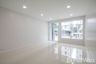 Office for Sale or Rent in Ratchadakarn, Sam Sen Nok, Bangkok near MRT Ratchadaphisek