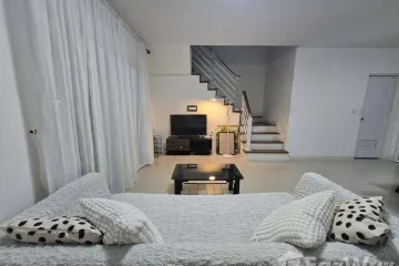 3 Bedroom Townhouse for rent in Ko Kaeo, Phuket