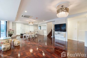3 Bedroom Condo for sale in Khlong Tan Nuea, Bangkok