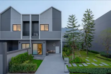 2 Bedroom Townhouse for sale in Chang Phueak, Chiang Mai