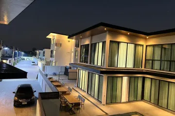 6 Bedroom Villa for sale in Aqua Pool Villa by Vinyx Pattaya, Huai Yai, Chonburi