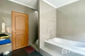 5 Bedroom House for sale in Khlong Chan, Bangkok