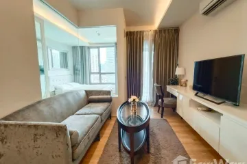 1 Bedroom Condo for sale in Khlong Tan Nuea, Bangkok near BTS Phrom Phong