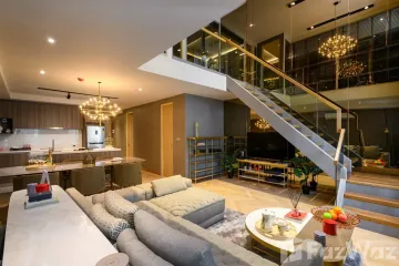 2 Bedroom Condo for sale in Khlong Tan Nuea, Bangkok near BTS Phrom Phong