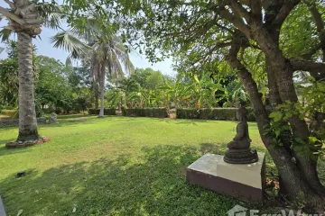 Land for sale in Wang Phong, Prachuap Khiri Khan