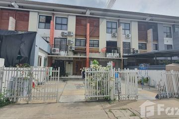 3 Bedroom Office for sale in Dokmai, Bangkok