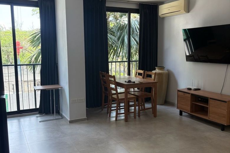 2 Bedroom Condo For Rent