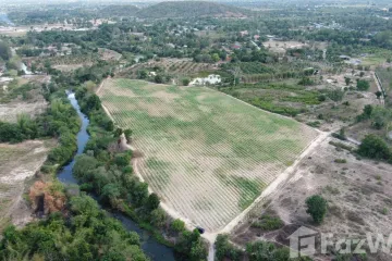 Land for sale in Thap Tai, Prachuap Khiri Khan