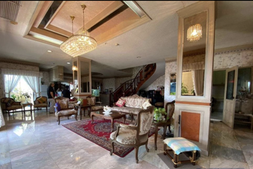 4 Bedroom Condo for sale in Khlong Tan Nuea, Bangkok near BTS Thong Lo