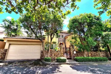 3 Bedroom Villa for sale in Huai Yai, Chonburi