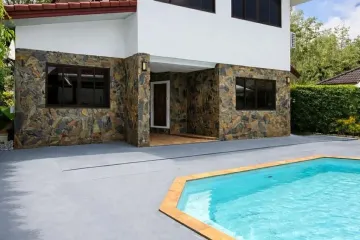 3 Bedroom Villa for rent in Choeng Thale, Phuket