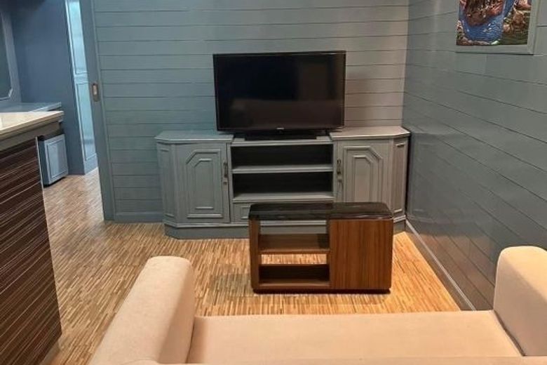 1 Bedroom Condo