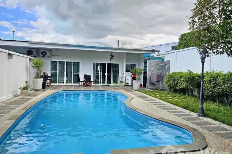 3 Bedroom Villa For Rent