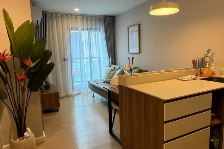 1 Bedroom Condo For Rent
