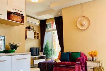 2 Bedroom Condo for sale in My Hip Condo, Nong Pa Khrang, Chiang Mai