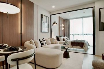 1 Bedroom Condo for sale in Talat Nuea, Phuket