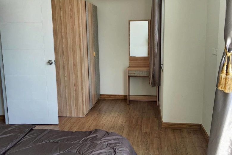 3 Bedroom Townhouse For Rent