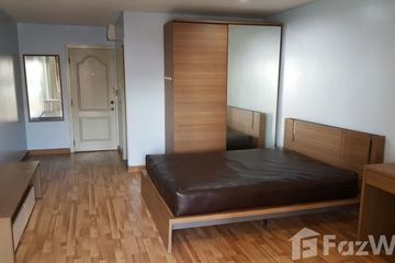 Condo for rent in Sam Sen Nok, Bangkok near MRT Phawana