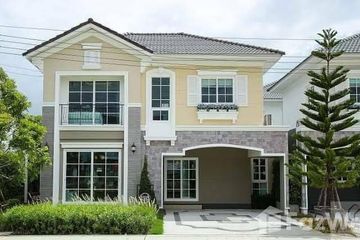 4 Bedroom House for sale in Dokmai, Bangkok