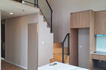 2 Bedroom Condo for sale in Bang Kapi, Bangkok near MRT Pradit Manutham